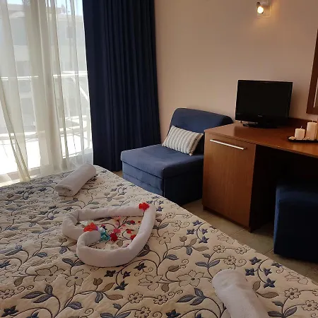 Aqua Dolphin Hotell Ravda
